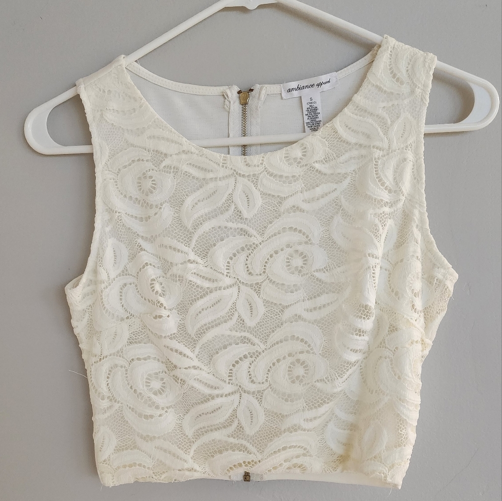 Lace Crop Top / White (Size - Small) Never Worn